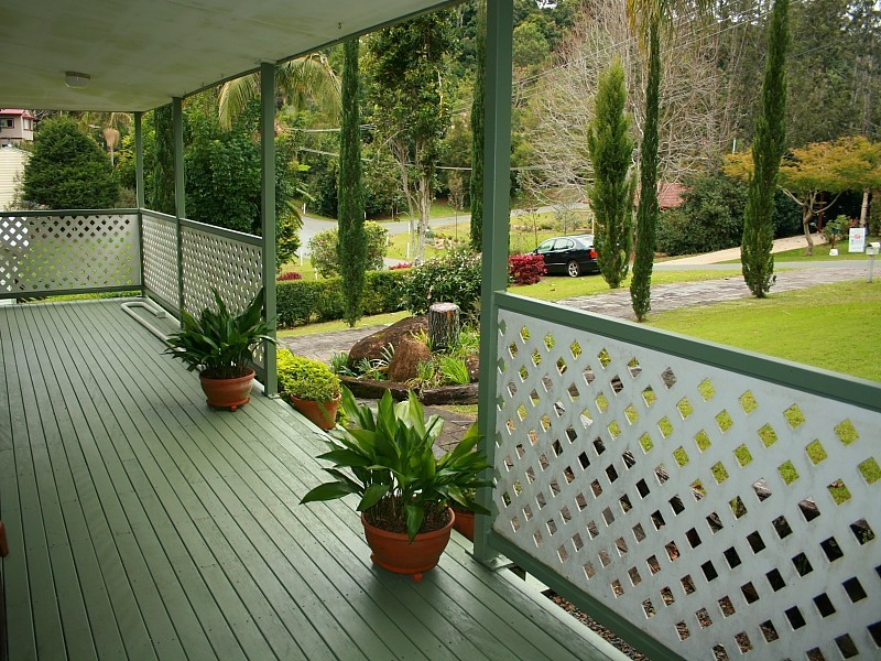 6 Mayon Court, Eagle Heights QLD 4271