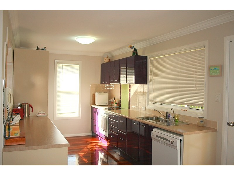 Eagle Heights QLD 4271
