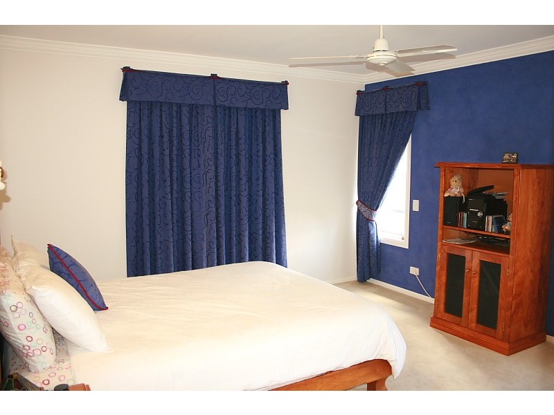 Eagle Heights QLD 4271