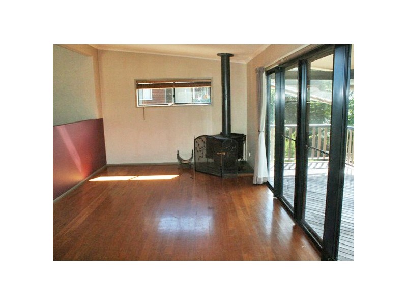 Eagle Heights QLD 4271