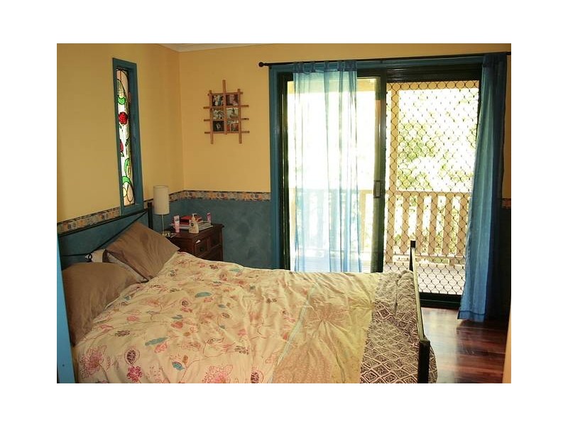 Eagle Heights QLD 4271