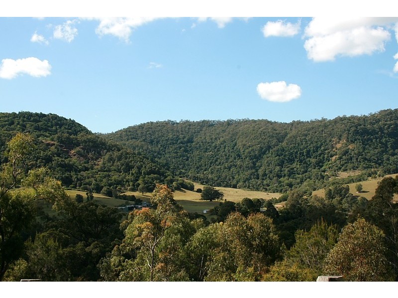 Wongawallan QLD 4210