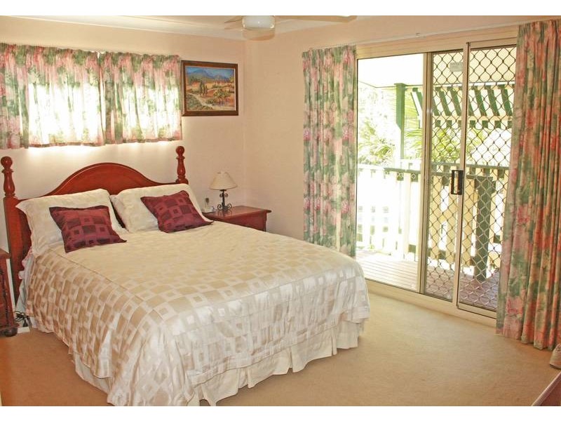 Eagle Heights QLD 4271