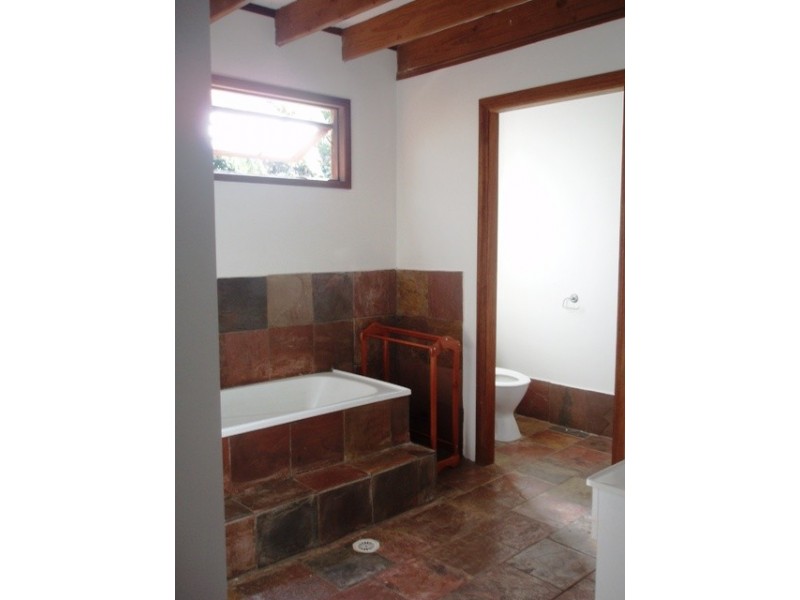 Eagle Heights QLD 4271