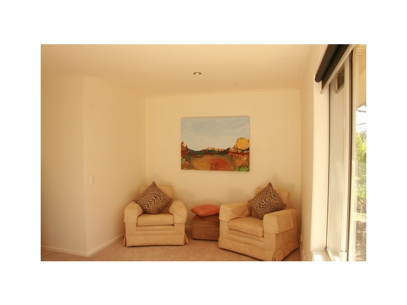 62 Magnetic Drive, Eagle Heights QLD 4271