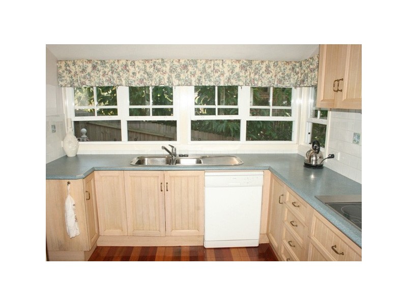 Eagle Heights QLD 4271