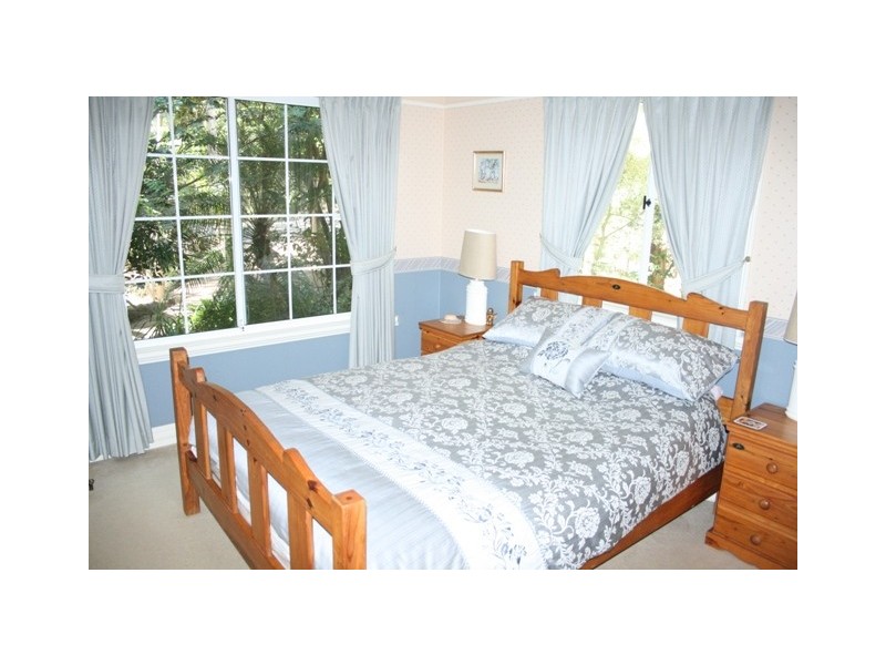 102 Wongawallan Road, Eagle Heights QLD 4271