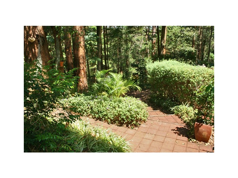 102 Wongawallan Road, Eagle Heights QLD 4271