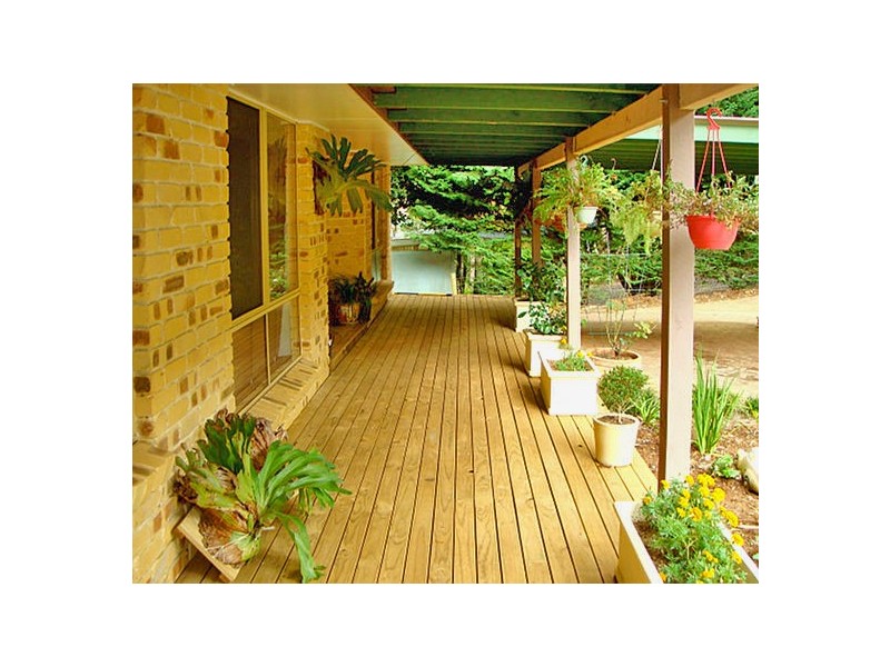30 Long Road, Eagle Heights QLD 4271