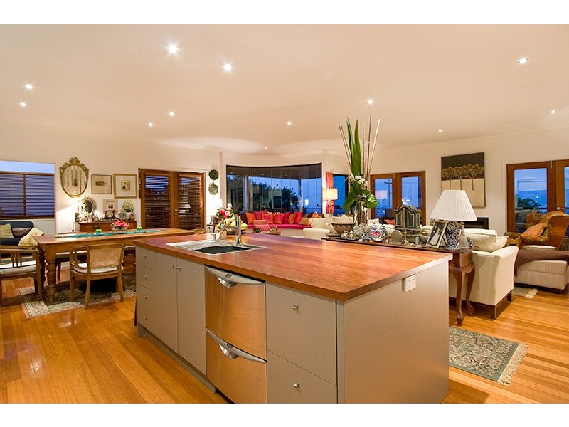 Eagle Heights QLD 4271