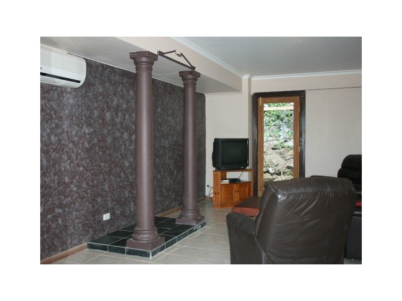 Eagle Heights QLD 4271