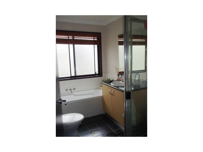 Eagle Heights QLD 4271