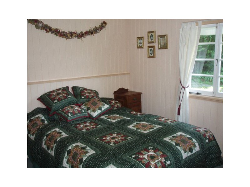 Eagle Heights QLD 4271