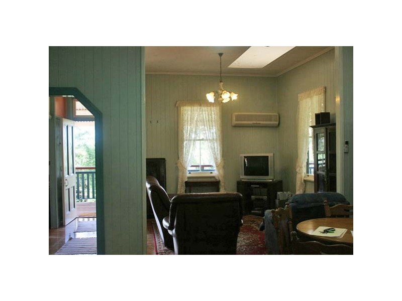 Eagle Heights QLD 4271