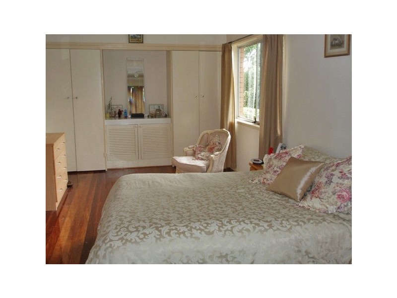 Eagle Heights QLD 4271