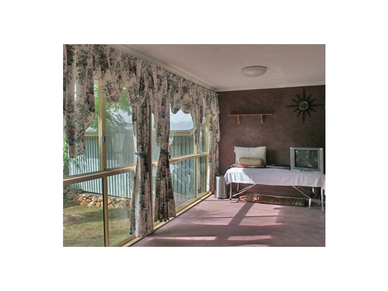 Eagle Heights QLD 4271