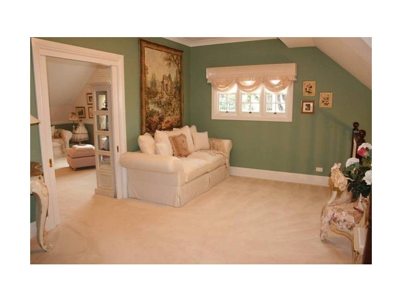 Eagle Heights QLD 4271