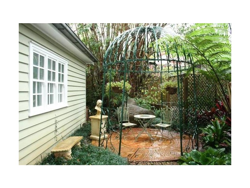 Eagle Heights QLD 4271