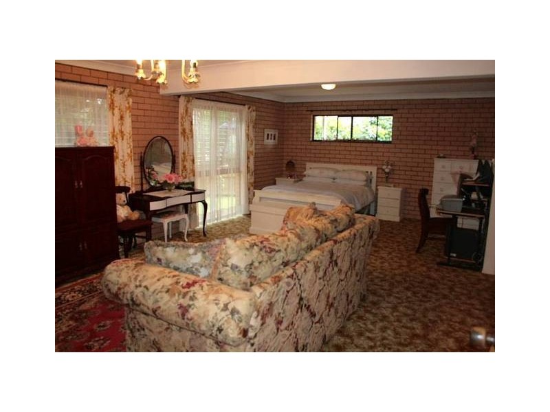 Eagle Heights QLD 4271