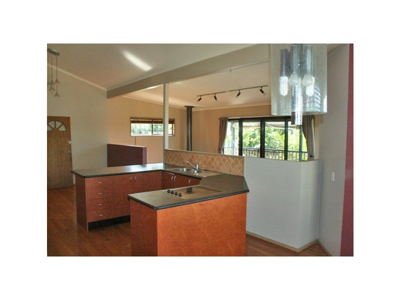 Eagle Heights QLD 4271