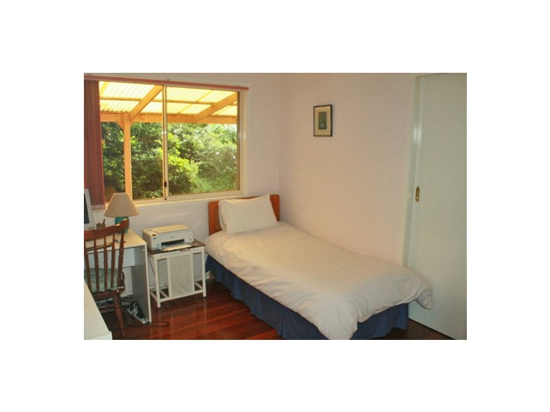 18 Elbert Ct, Eagle Heights QLD 4271