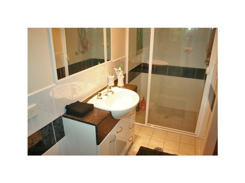 Eagle Heights QLD 4271