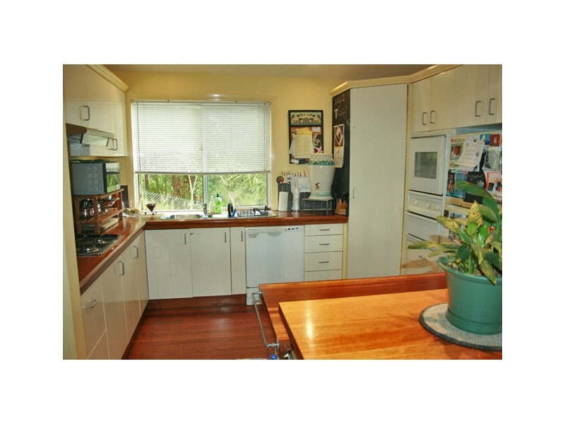 11 Kailas, Eagle Heights QLD 4271