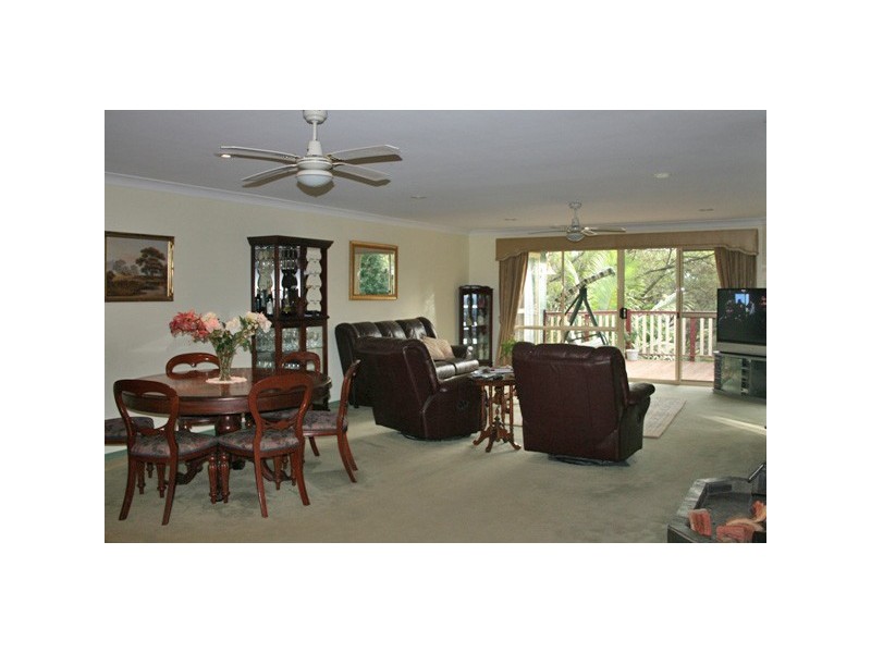 57 Paradise, Eagle Heights QLD 4271
