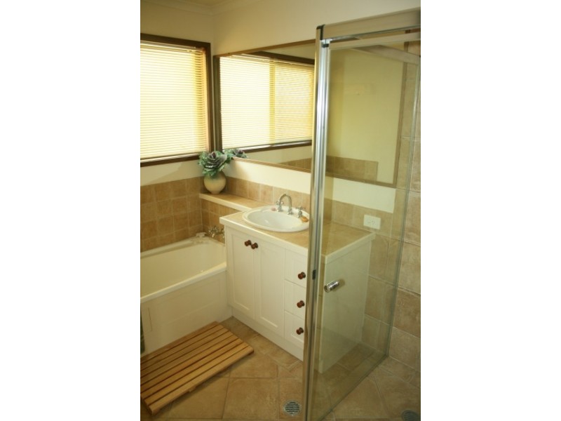 34 Kootenai, North Tamborine QLD 4272