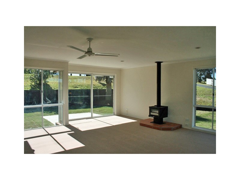 67 Magnetic Drive, Eagle Heights QLD 4271
