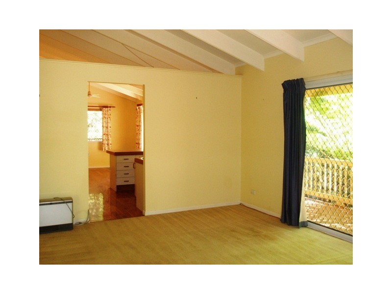 Eagle Heights QLD 4271