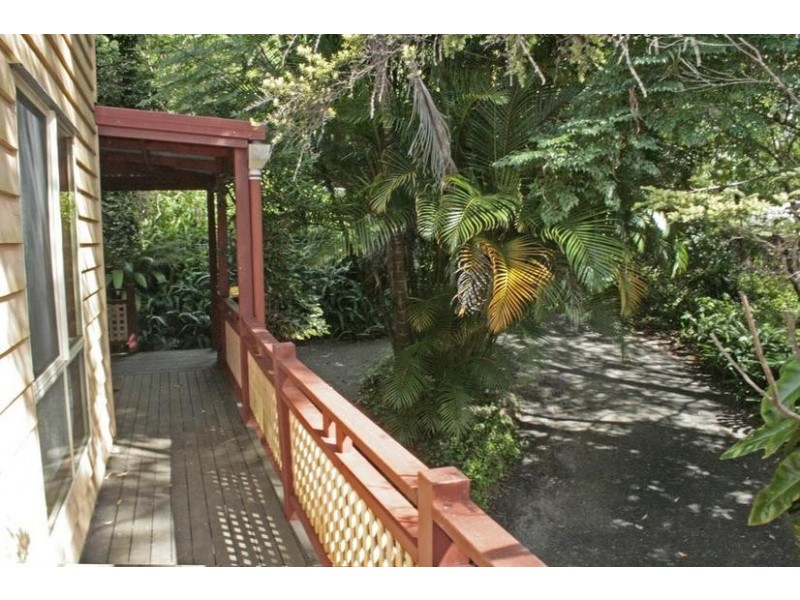 75 Kinabalu Drive, Eagle Heights QLD 4271