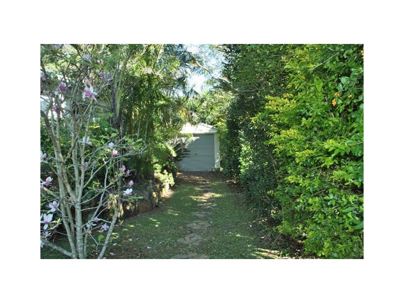 11 Mayon Court, Eagle Heights QLD 4271