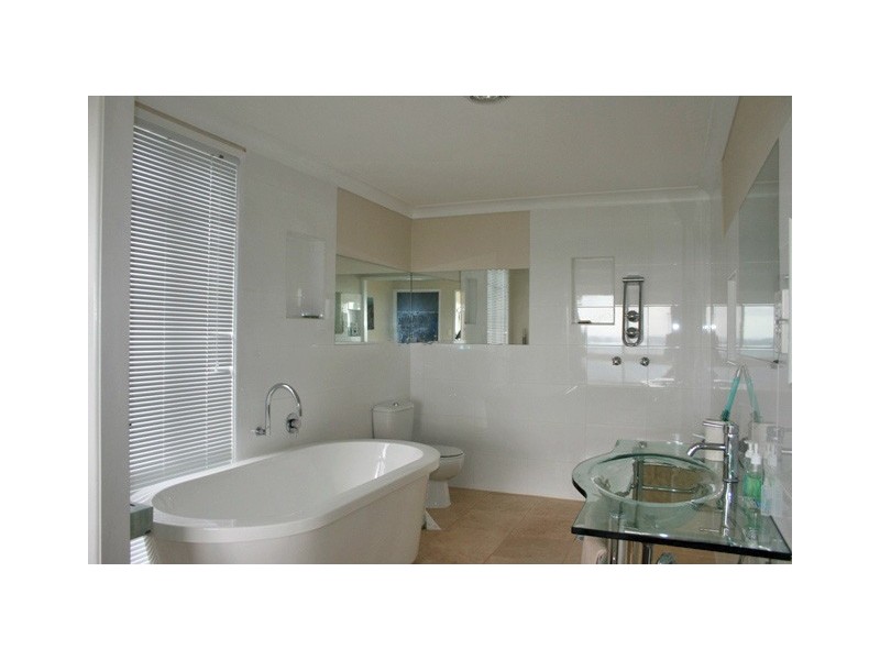 Eagle Heights QLD 4271