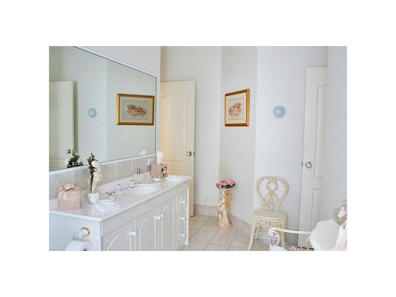 Eagle Heights QLD 4271