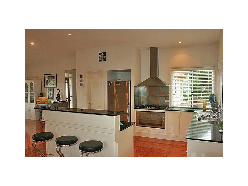 15 Cayambe Court, Eagle Heights QLD 4271