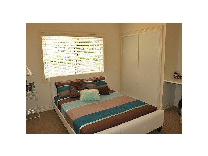 15 Cayambe Court, Eagle Heights QLD 4271