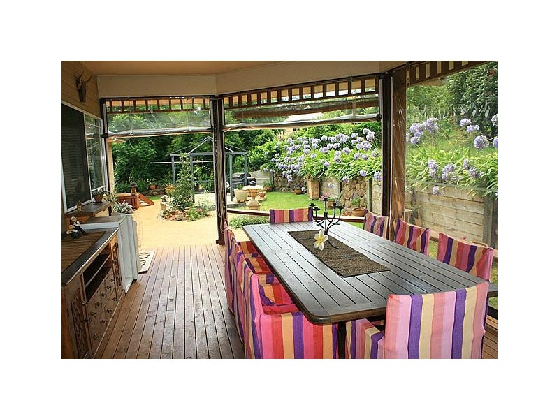 15 Cayambe Court, Eagle Heights QLD 4271