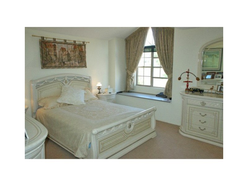 Eagle Heights QLD 4271