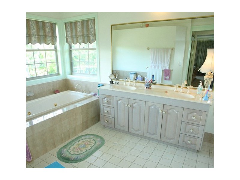 Eagle Heights QLD 4271