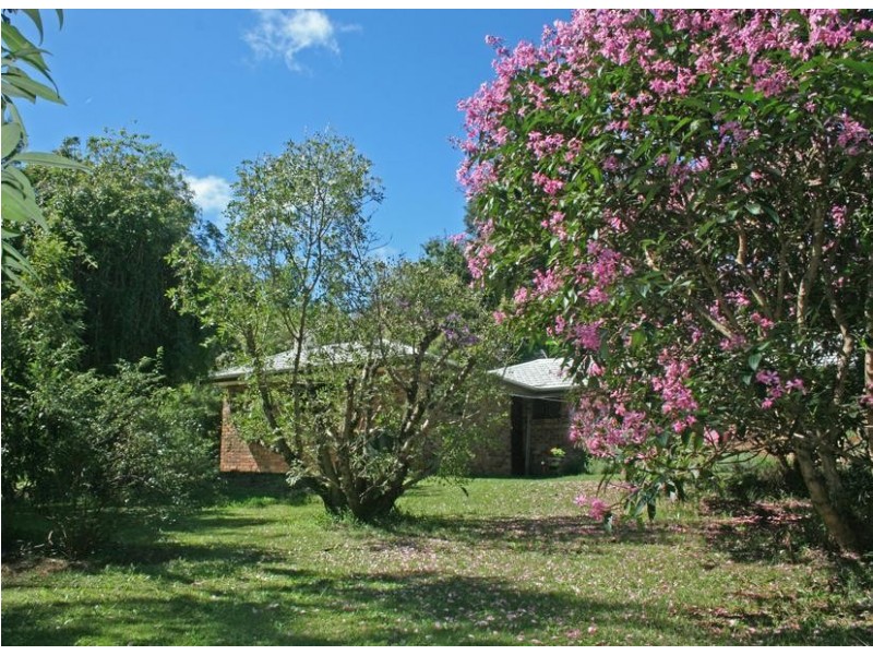 5 Sierra Drive, North Tamborine QLD 4272