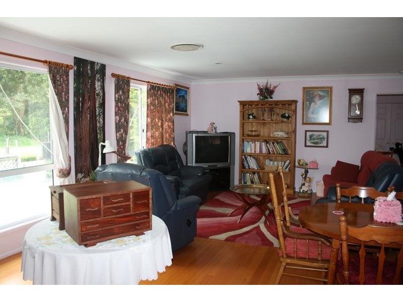 Eagle Heights QLD 4271