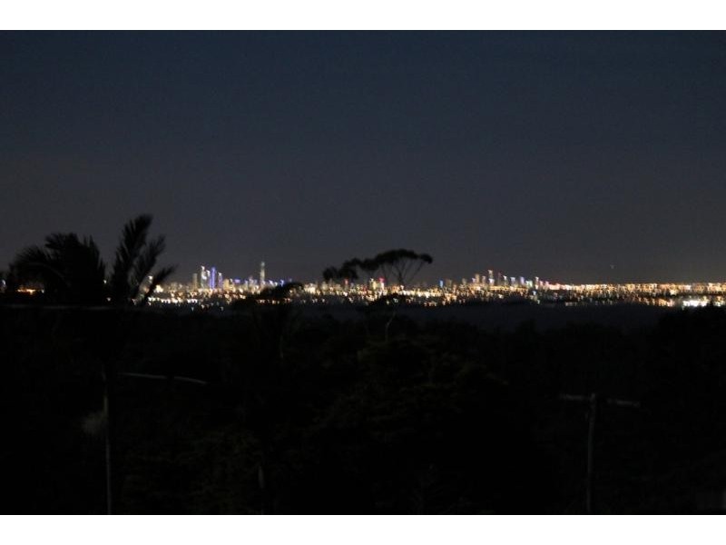 41 Paradise Drive, Eagle Heights QLD 4271