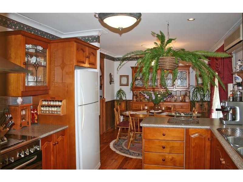 Eagle Heights QLD 4271