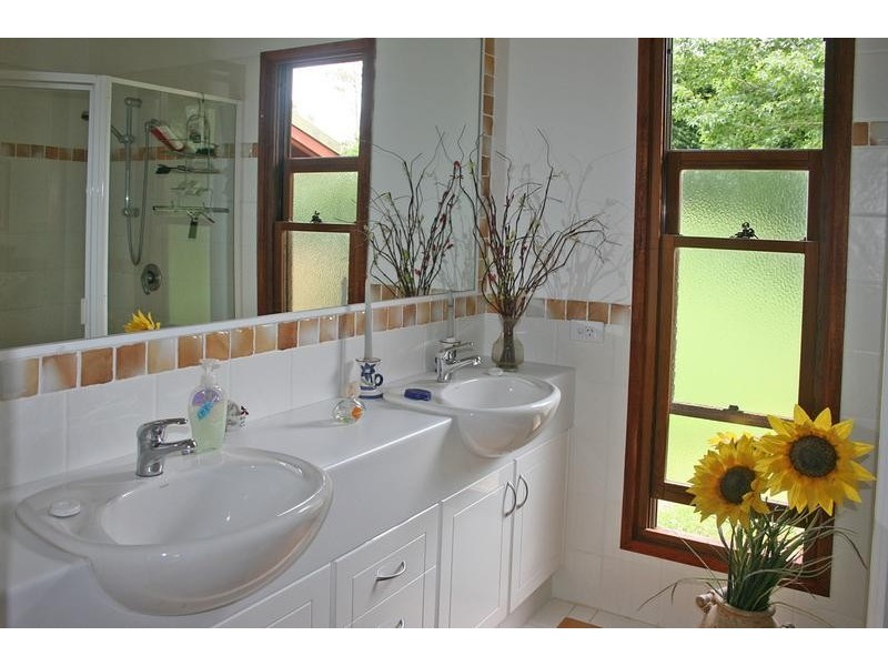 54 Alpine Terrace, Tamborine Mountain QLD 4272