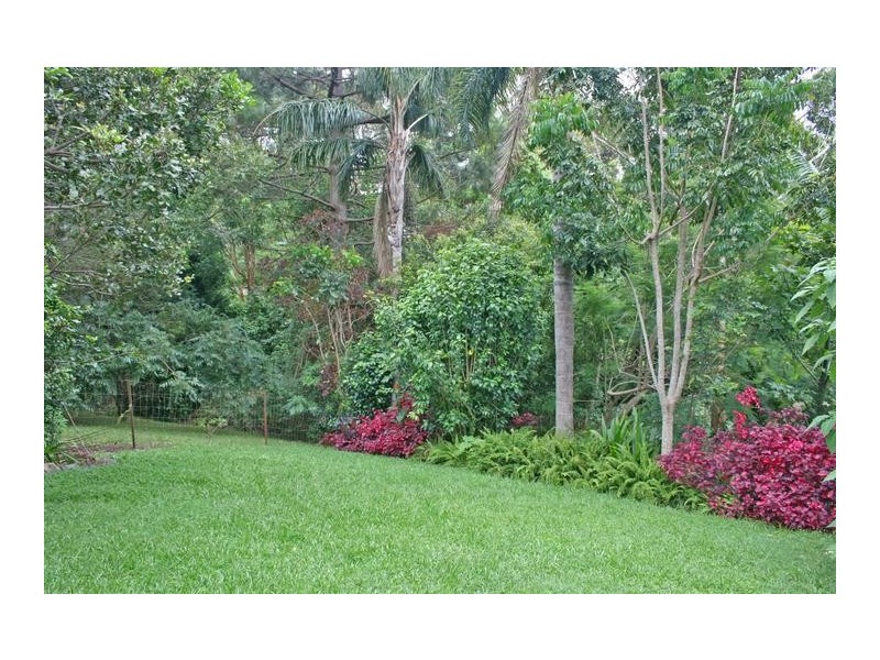 10 Makalu Court, Eagle Heights QLD 4271