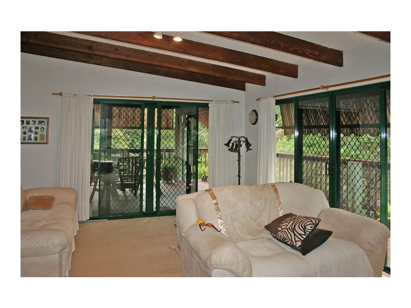 10 Makalu Court, Eagle Heights QLD 4271