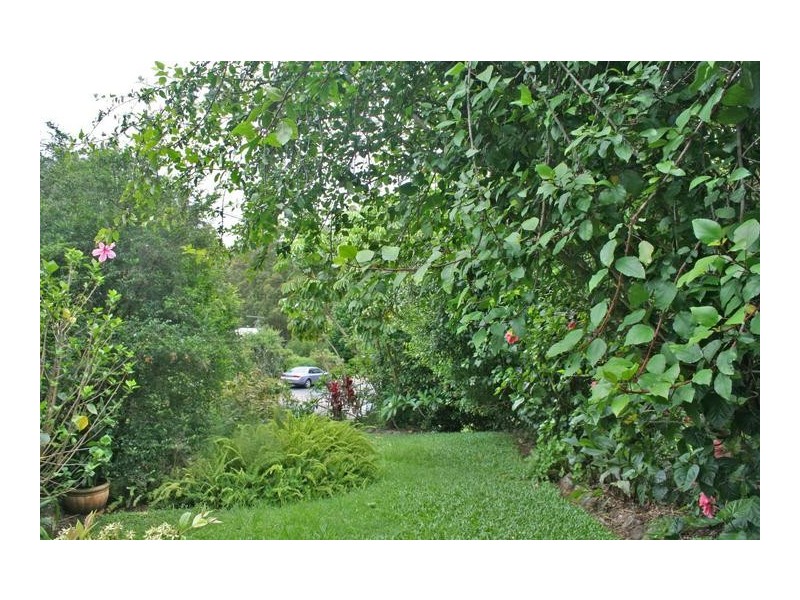 10 Makalu Court, Eagle Heights QLD 4271