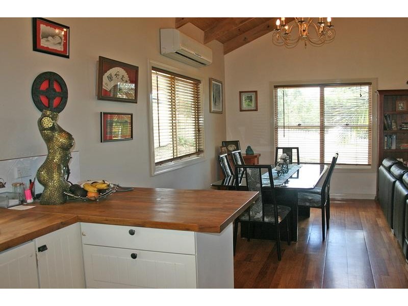 9 Salvia Drive, Eagle Heights QLD 4271