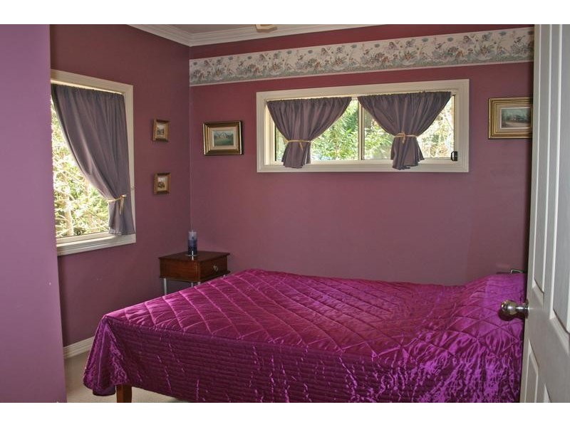 9 Salvia Drive, Eagle Heights QLD 4271